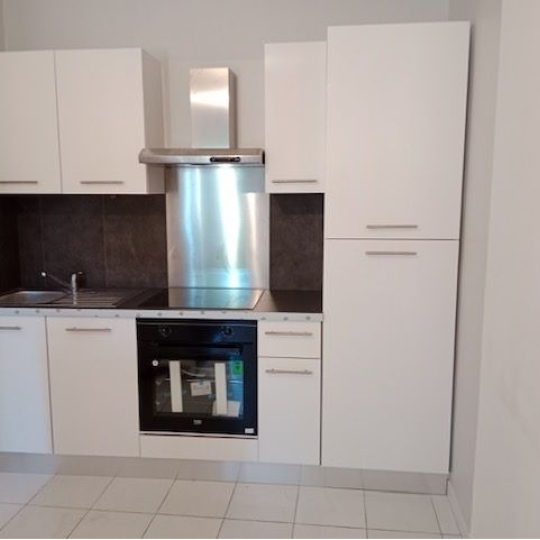  Annonces ALES : Appartement | ALES (30100) | 64 m2 | 541 € 