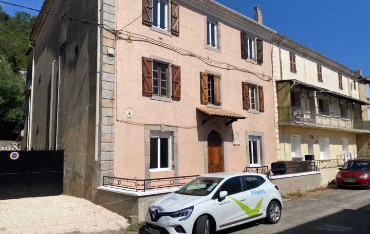 Maison   SAINT-JEAN-DE-VALERISCLE  240 m2 250 000 € 